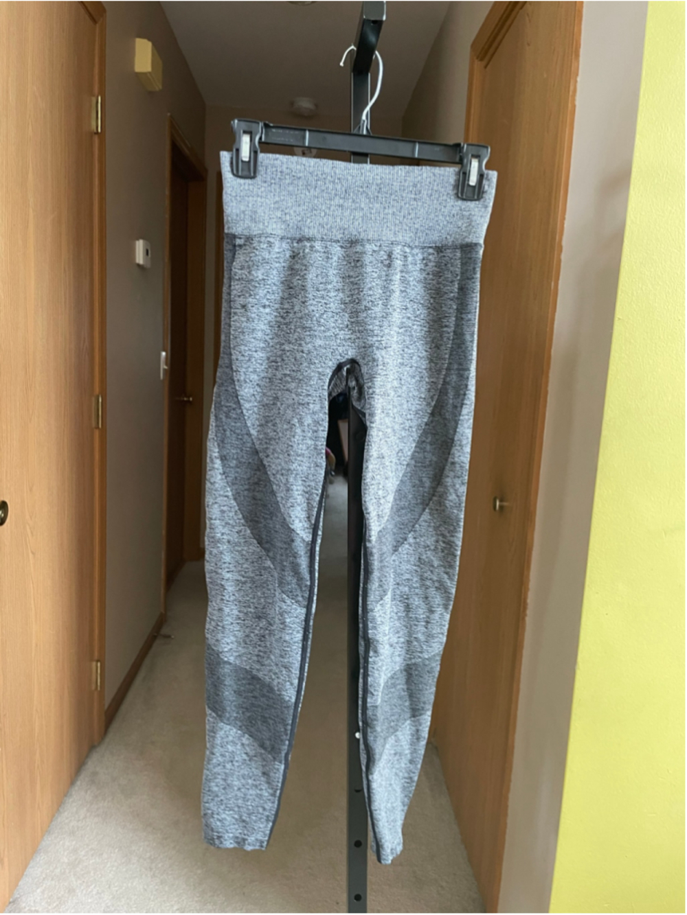 Women's Victoria's Secret PINK Leggings Size S Grey
